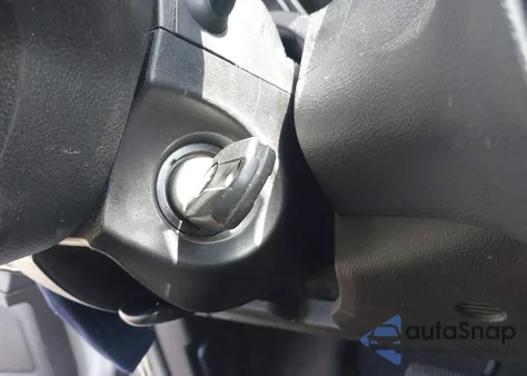 2014 Ford Focus Se z USA, uszkodzony, nr VIN 1FADP3F28EL382782